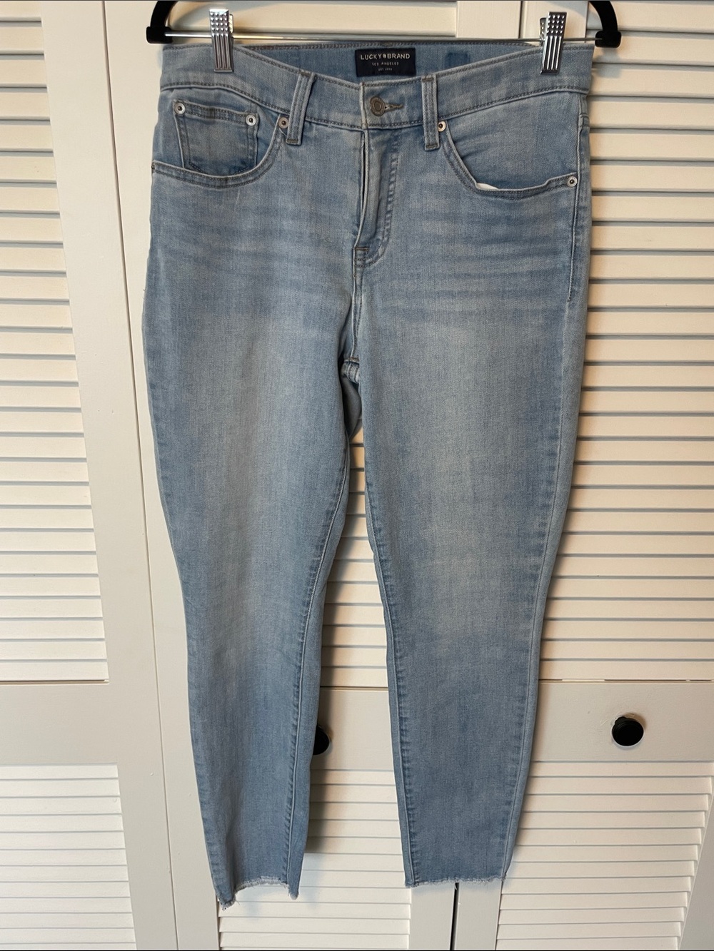 Lucky Brand Light Blue Skinny Crop Jeans